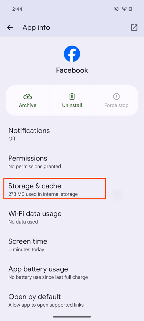 1.png Android App info screen for Facebook with Storage and cache option highlighted before clearing cache to fix session expired